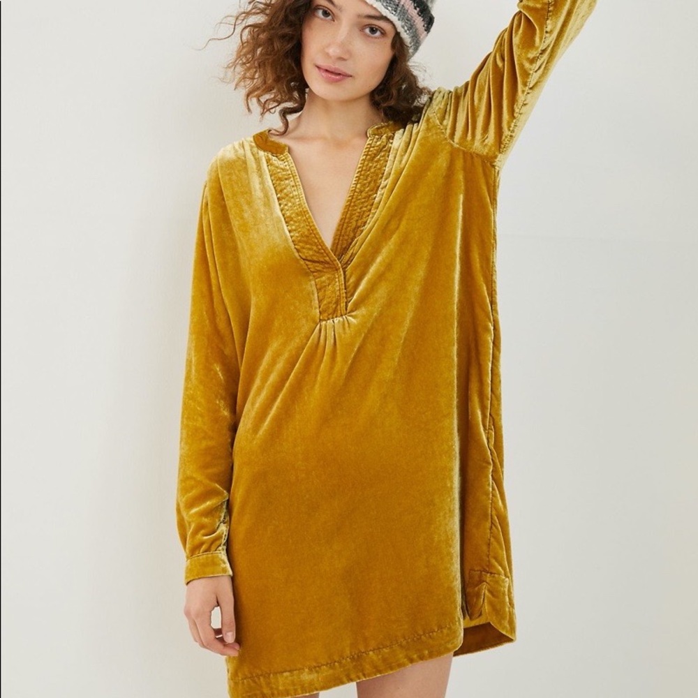 Anthropologie Goldenrod Velvet Tunic Dress